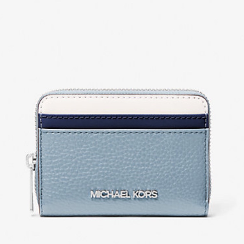 Michael Kors Jet Set Travel Medium Color-Block Wallet
Pale Blue
NWT